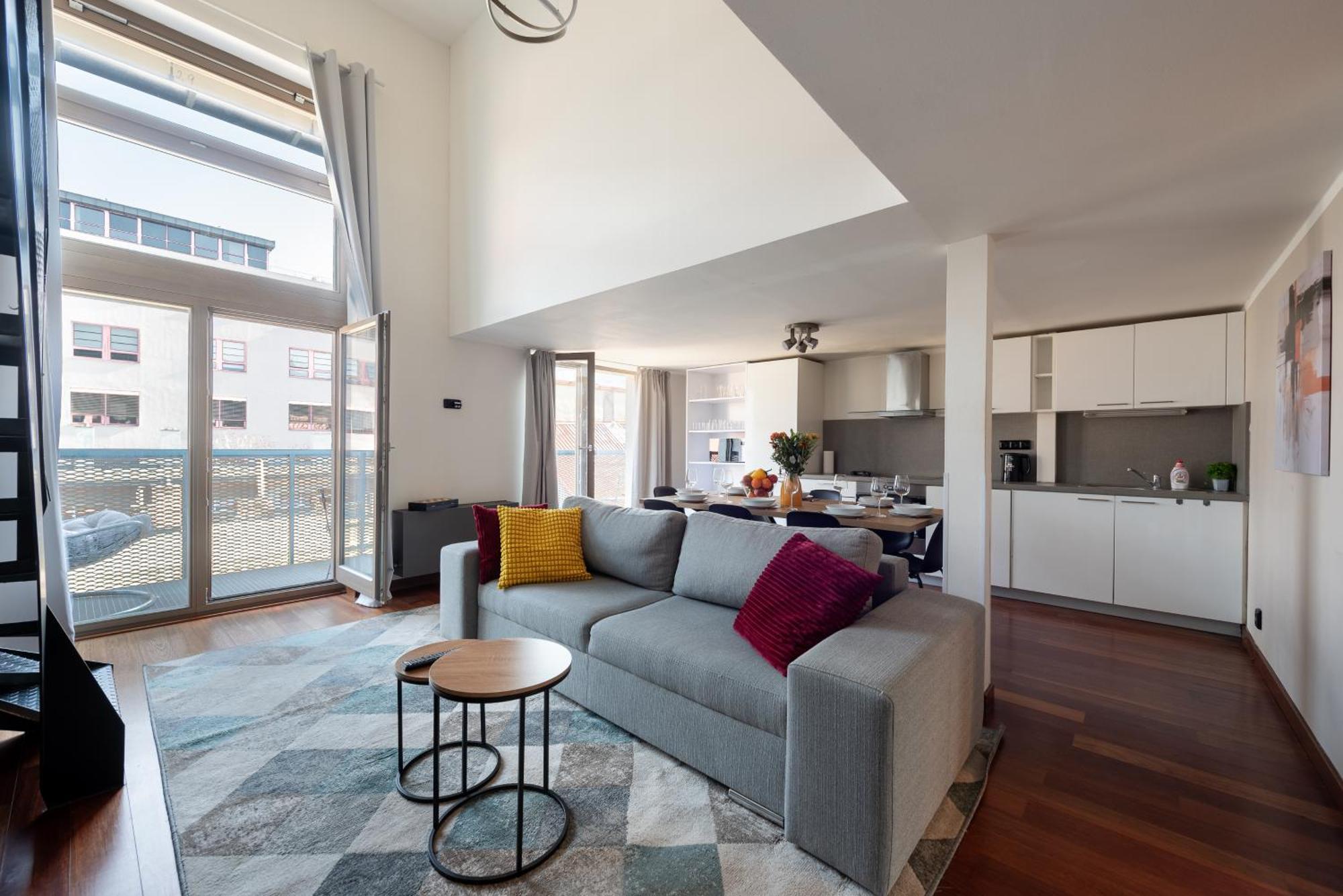 Deluxe With Balcony Near Center * Praga