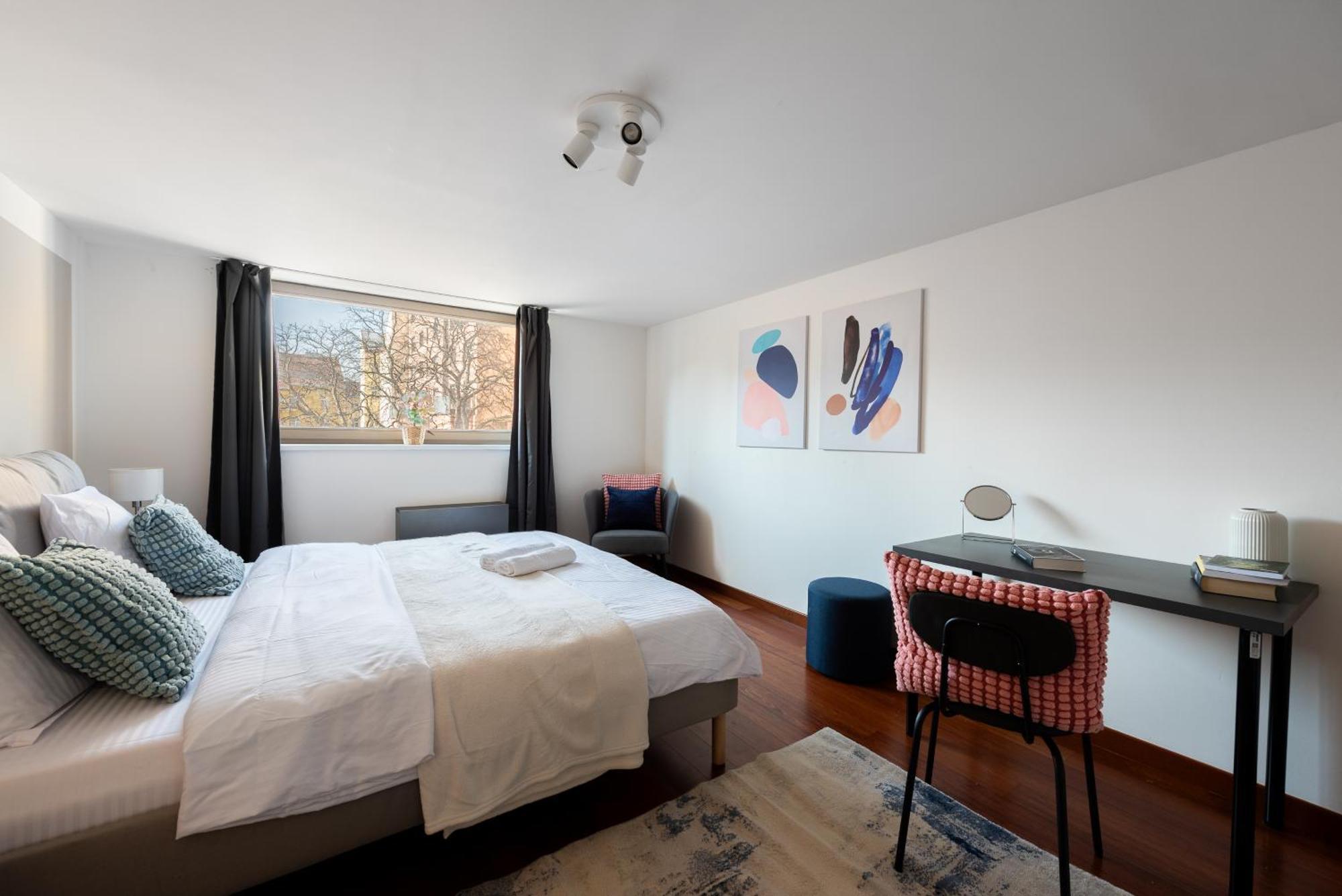 Apartament Deluxe With Balcony Near Center Praga