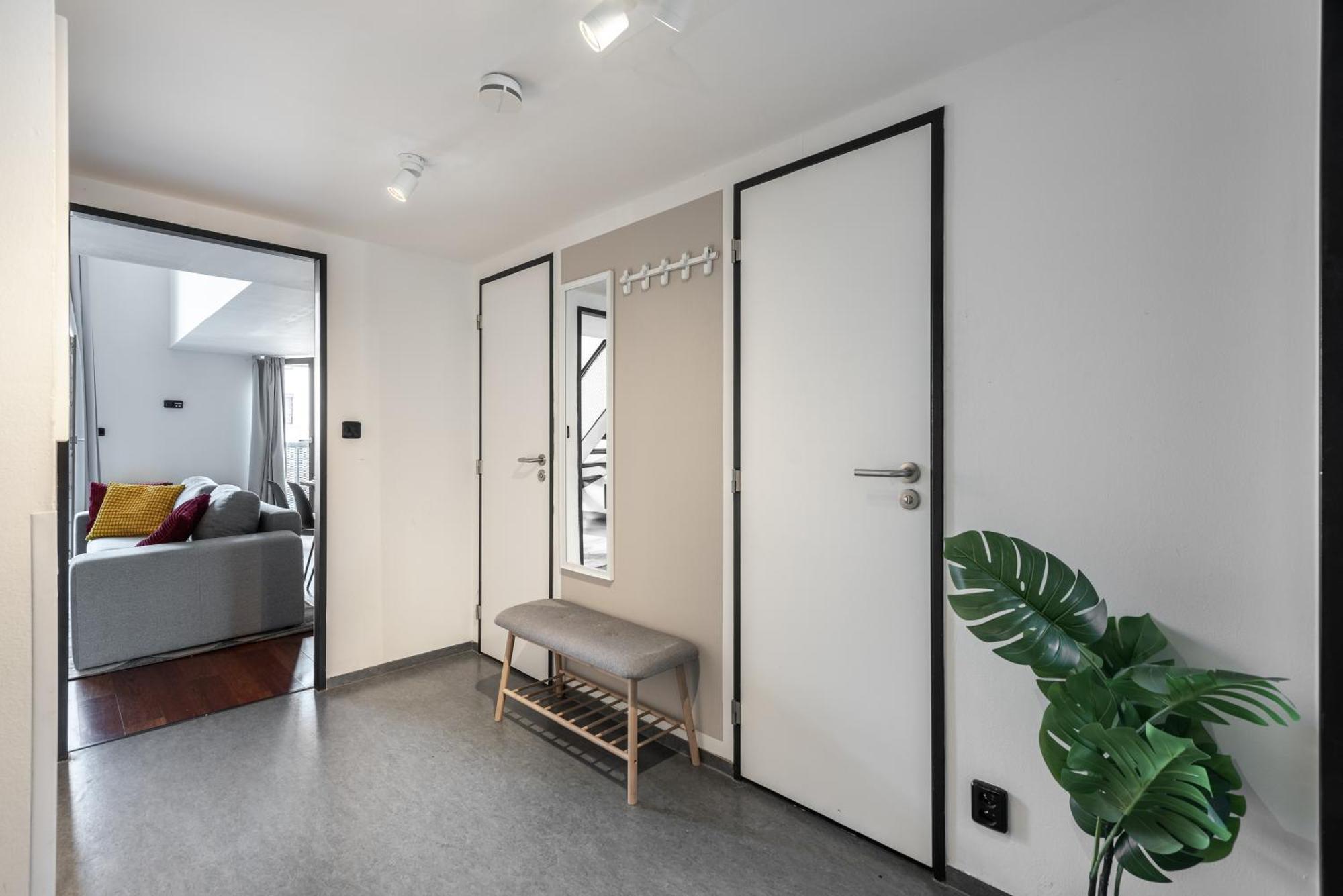 Apartament Deluxe With Balcony Near Center Praga