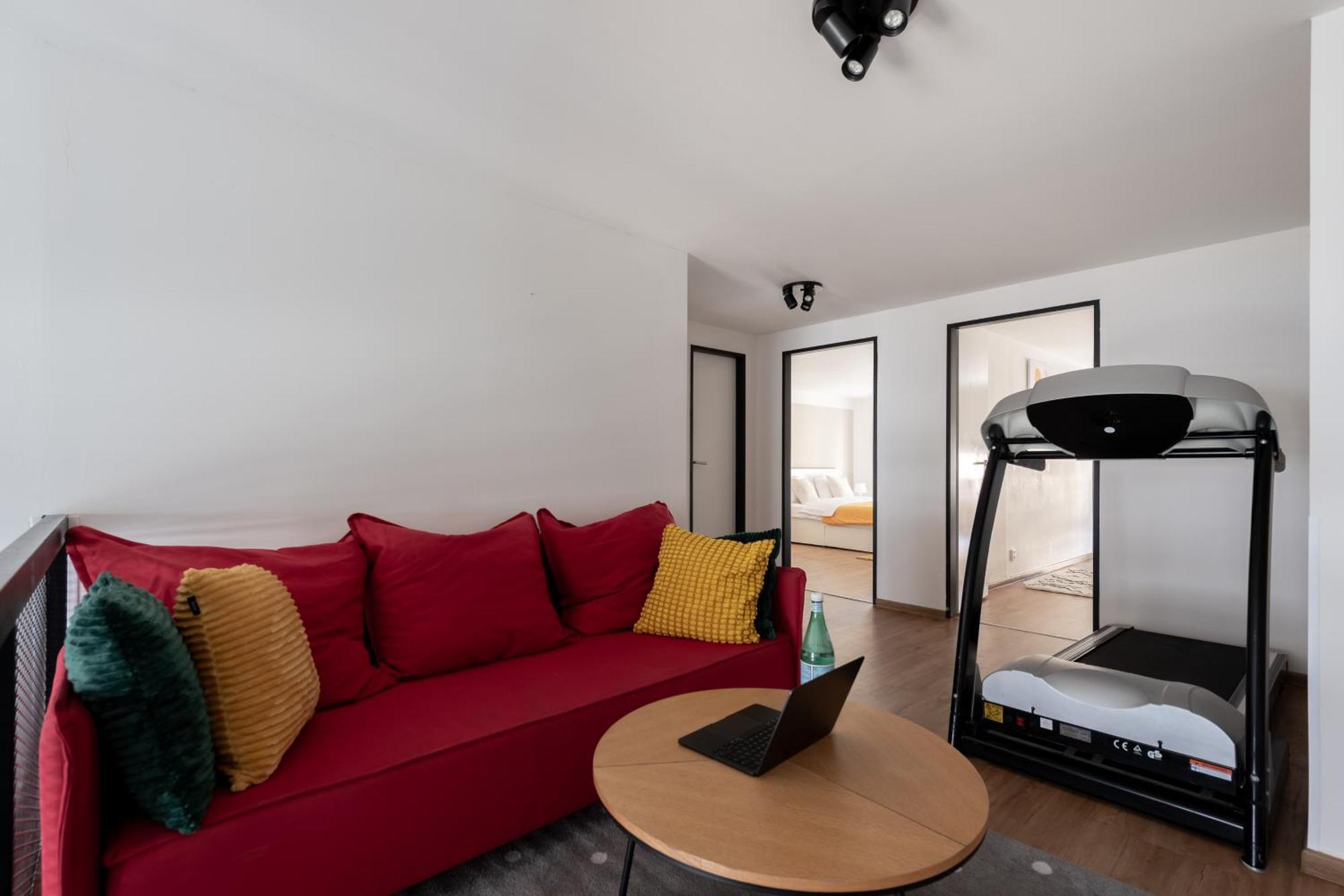 Apartament Deluxe With Balcony Near Center *