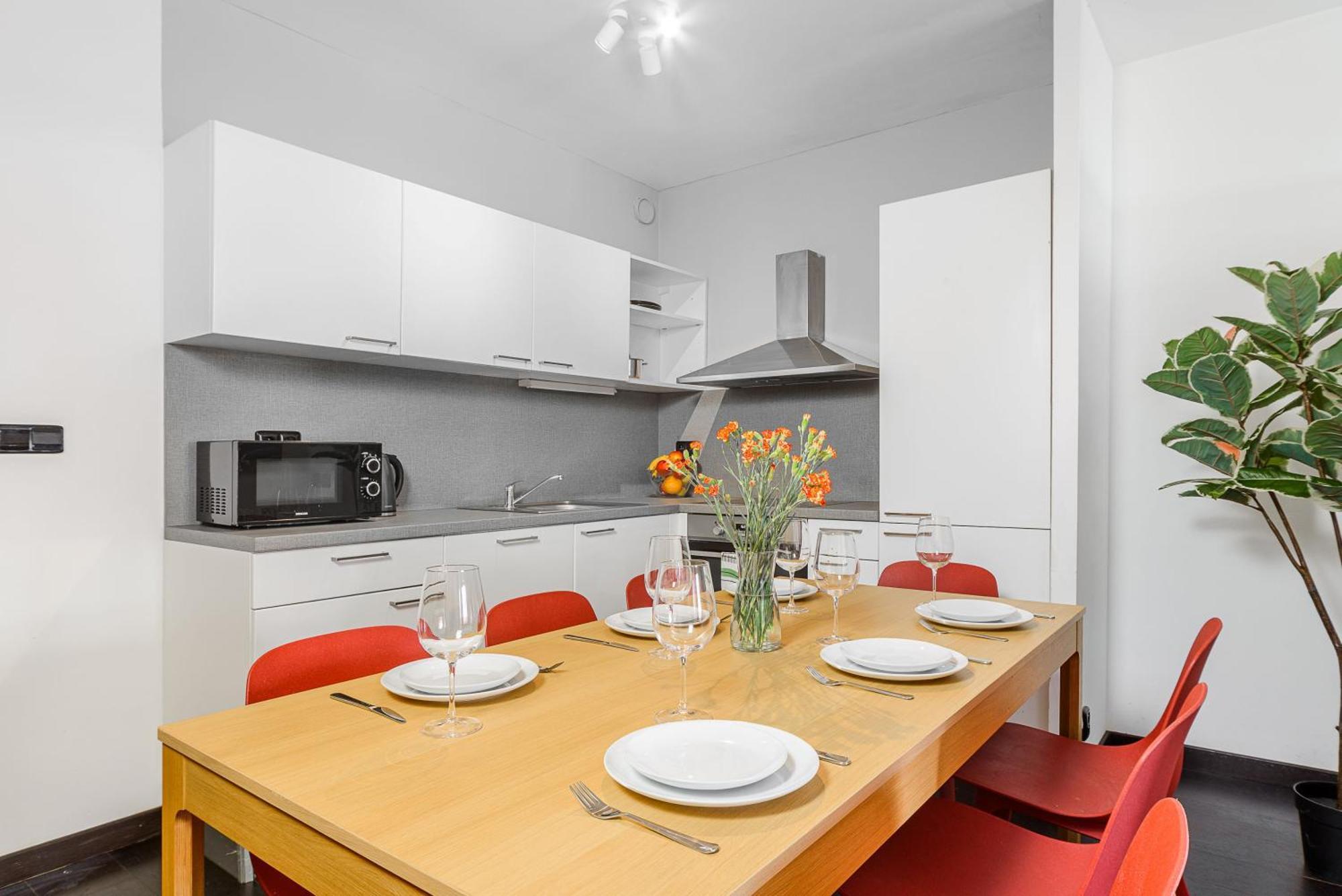 Apartament Deluxe With Balcony Near Center Praga