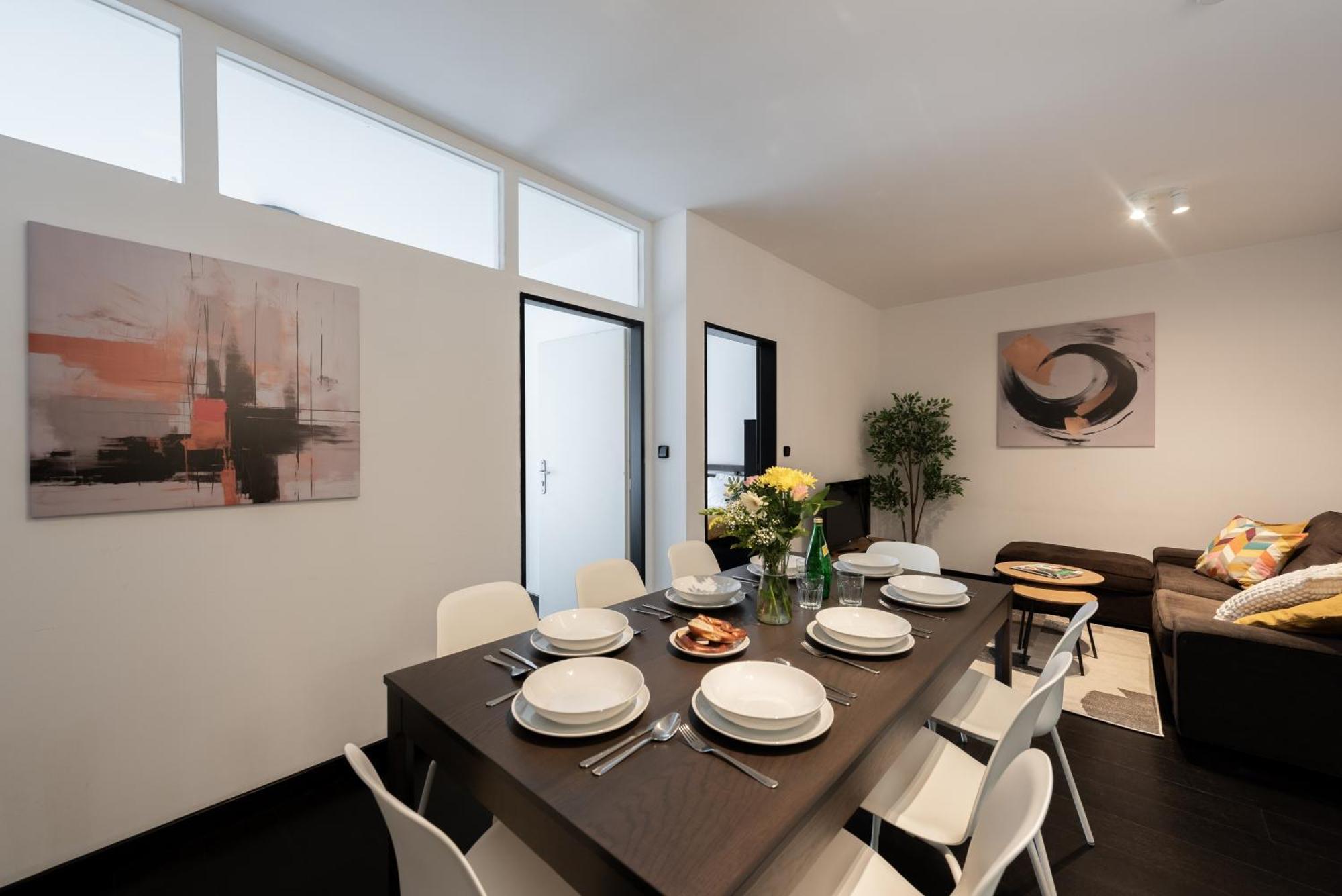Apartament Deluxe With Balcony Near Center Praga