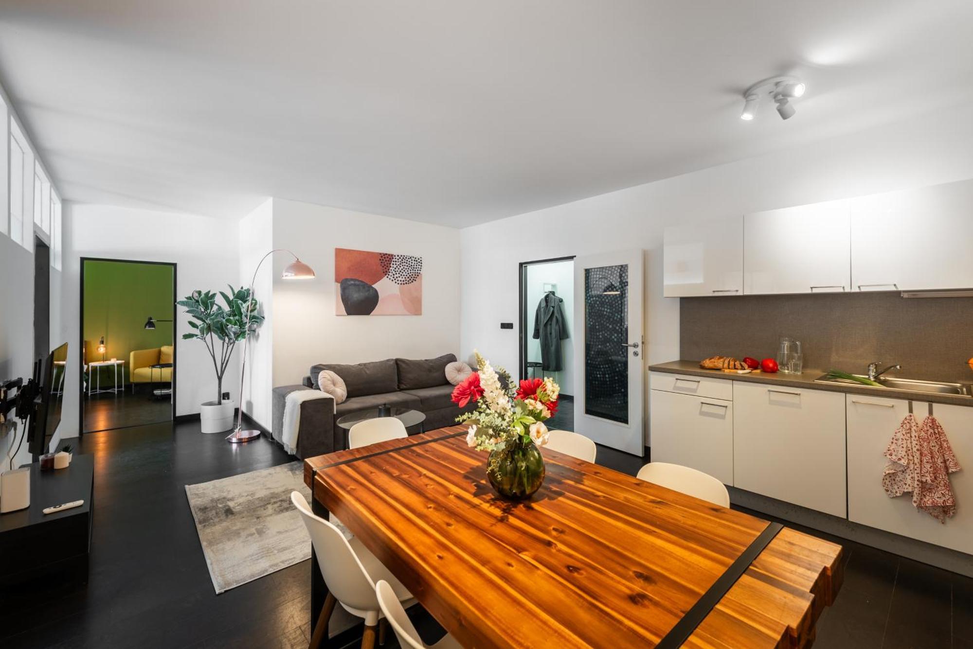 Апартаменты Deluxe With Balcony Near Center *