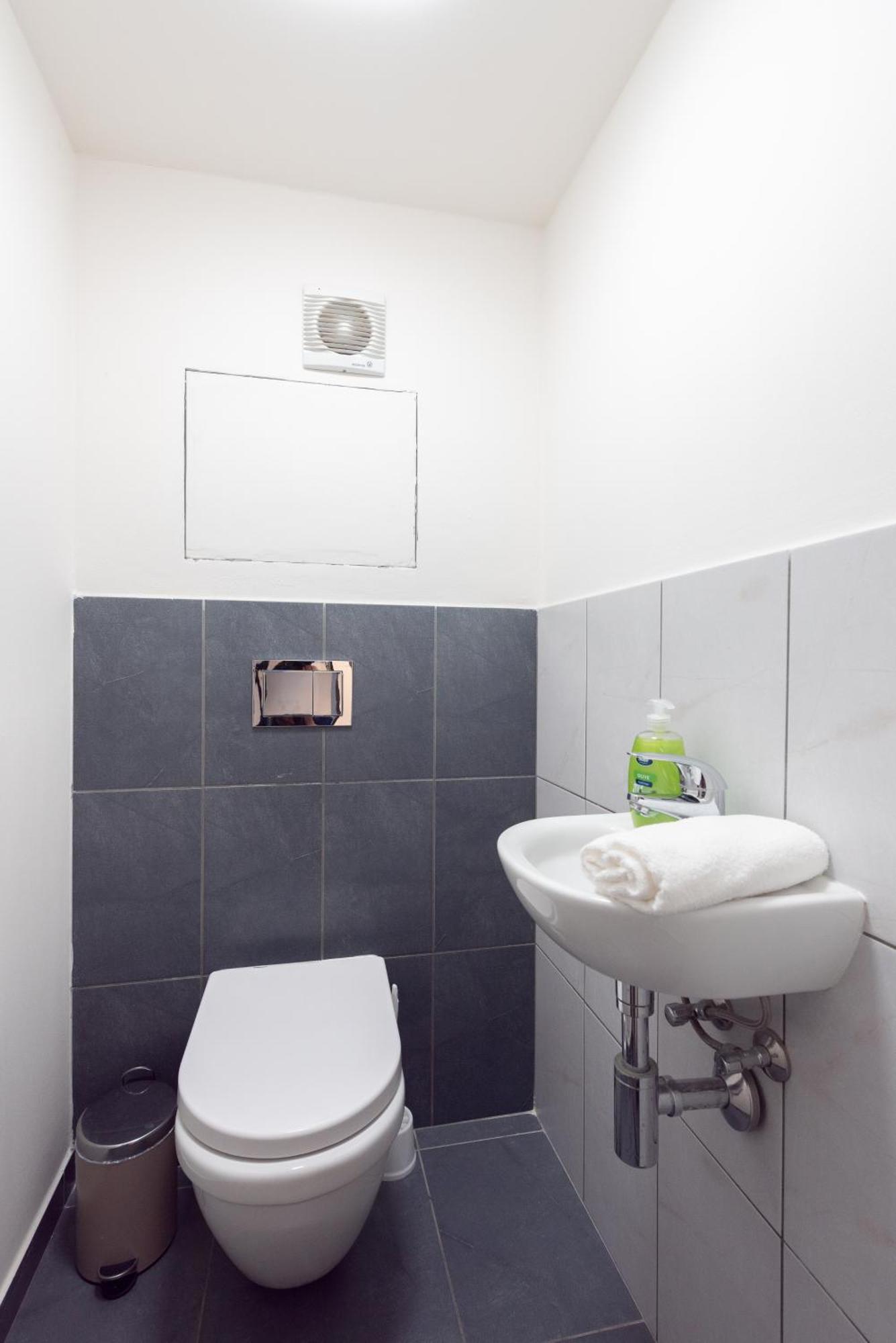Deluxe With Balcony Near Center Praha